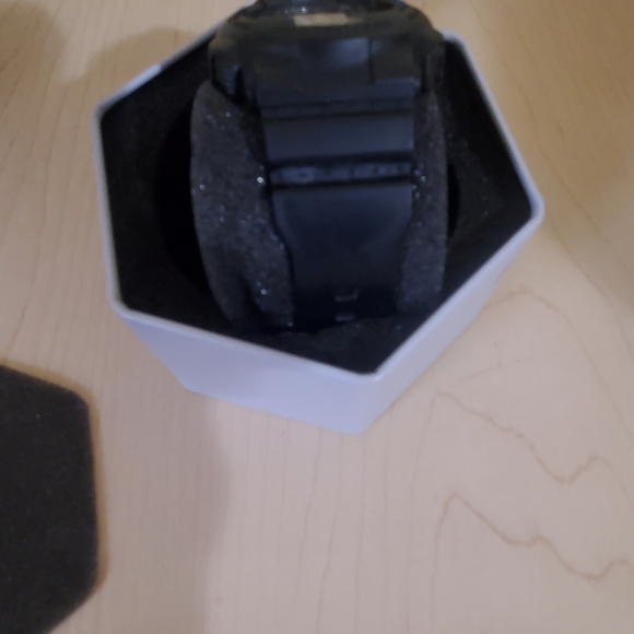 G-Shock Watch. Wore before! - Picture 10 of 17